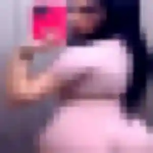 Photo de Louise à Agen (28 ans) - rencontre libertine anonyme
