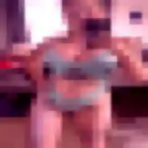 Charmante Alicia, 38 ans à Aniche - découvrir son profil