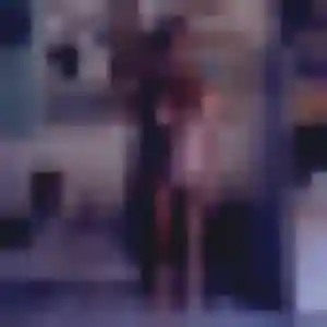 Louisa, 29 ans, en ligne à Arradon pour une rencontre coquine