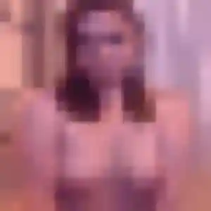 Photo exclusive de Adeline, 23 ans à Bois-Colombes - rencontre coquine