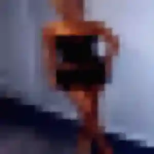Zoe, 25 ans, connectée à Bordeaux pour un rencontre libertine