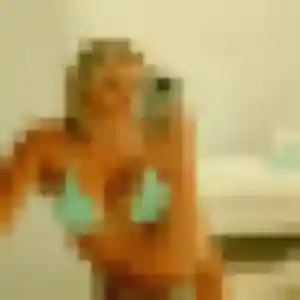 Geneve, fille de 23 ans veut rencontre libertine à Bouéni