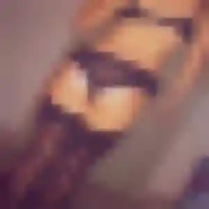 Photo de Claire à Boussy-Saint-Antoine (38 ans) - rencontre libertine discret