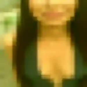 Rejoins Nora, 35 ans à Brech en privé