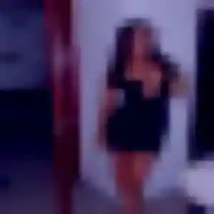 Hajar, 43 ans, en ligne à Cadaujac pour un rencontre libertine