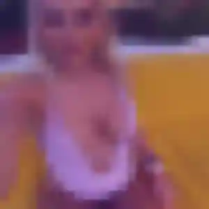Jeanne, 24 ans, connectée à Caudry pour une rencontre coquine