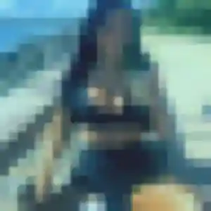 Sylviane, 22 ans, dispo pour rencontre libertine à Champagne-sur-Seine