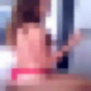 Irene, femme de 42 ans propose rencontre libertine à Changé