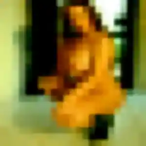 Perrine, fille de 31 ans cherche rencontre libertine à Charbonnières-les-Bains
