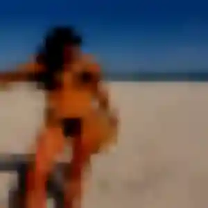 Agnes (21 ans) à Chassieu cherche une rencontre ce soir