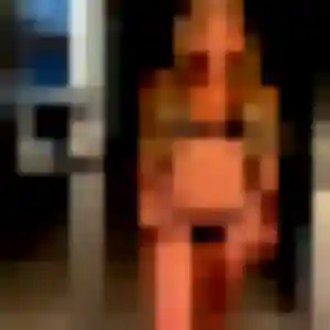 Sandrine, femme de 33 ans propose rencontre libertine à Comines