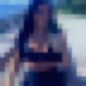 Rejoins Xena, 32 ans à Cormelles-le-Royal gratuitement