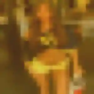 Brunehilde, femme de 24 ans cherche rencontre libertine à Décines-Charpieu