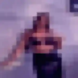 Profil de Lola à Décines-Charpieu (42 ans) - rencontre libertine gratuit