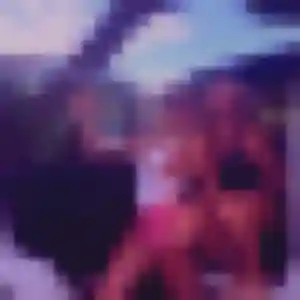 Charmante Jacqueline, 22 ans à Divonne-les-Bains - voir sa photo