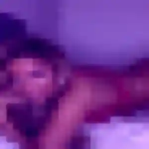 Photo de Henriette à Elbeuf (30 ans) - rencontre libertine gratuit