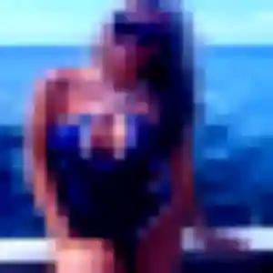 Magalie, 21 ans, cherche un rencontre libertine à Épernon