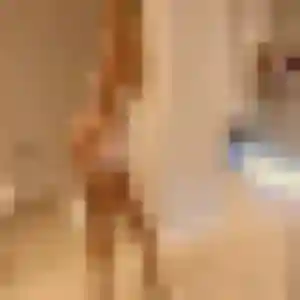Nolwenn, 29 ans, connectée à Fontenay-le-Fleury pour une rencontre coquine