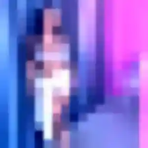 Photo de Isabella à Fosses (19 ans) - rencontre libertine discret