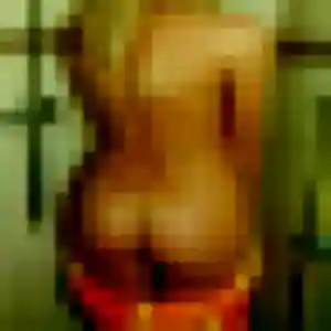 Noemie, 34 ans, en ligne à Gigean pour une rencontre coquine