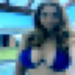 Jacqueline, 29 ans, connectée à Halluin pour une rencontre coquine
