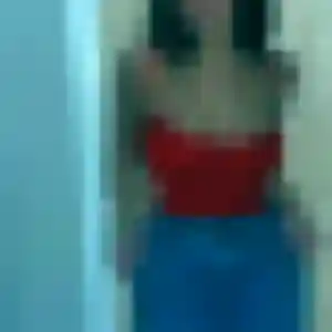 Emma, 24 ans, dispo pour rencontre libertine à Inzinzac-Lochrist