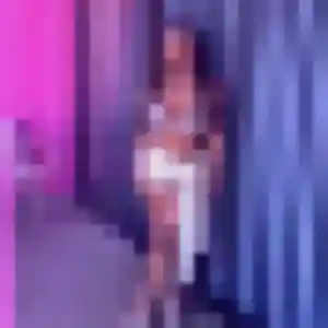 Sexy Nolwenn, 36 ans à Irigny - découvrir son profil