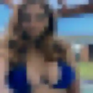 Photo de Jihane à Jonage (22 ans) - rencontre libertine anonyme