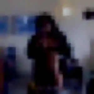 Isaure, fille de 23 ans propose rencontre libertine à L'Haÿ-les-Roses