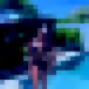 Zoe, fille de 22 ans cherche rencontre libertine à La Celle-Saint-Cloud