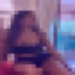 Sexy Oceane, 22 ans à La Ferté-Bernard - la contacter