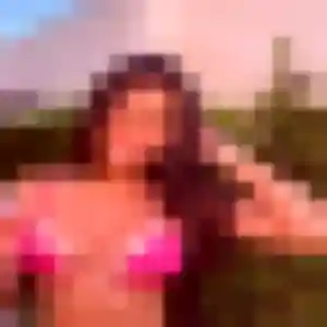 Margot, fille de 22 ans cherche rencontre libertine à La Roque-d'Anthéron