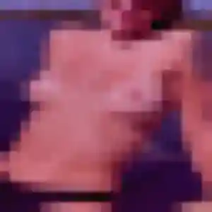 Ursule, 44 ans, en ligne à La Roquette-sur-Siagne pour une rencontre coquine