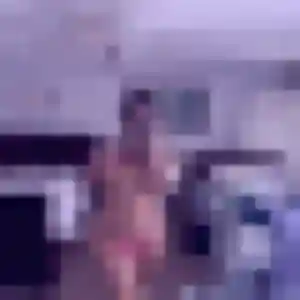Ursula, 33 ans, connectée à La Valette-du-Var pour une rencontre coquine