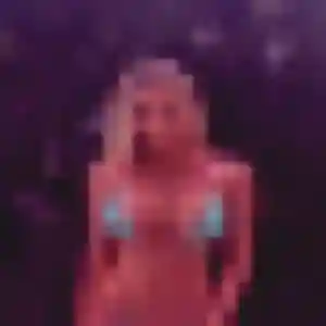 Anais, 19 ans, connectée à Le Cannet pour un rencontre libertine