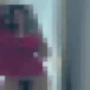 Capucine, femme de 23 ans cherche rencontre libertine à Le Lavandou