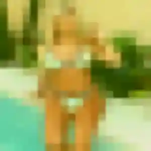 Amel (21 ans) à Léognan propose une rencontre rapidement