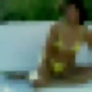 Sexy Amandine, 21 ans à Les Avirons - voir sa photo
