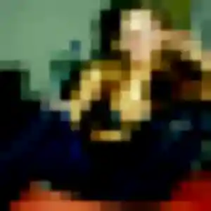 Sexy Oriane, 24 ans à Locmaria-Plouzané - voir sa photo