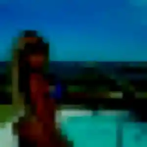 Rejoins Tania, 19 ans à Lunéville en privé