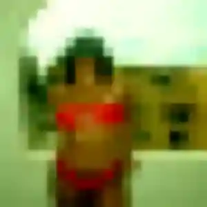 Lea, 25 ans, dispo pour rencontre libertine à Méricourt