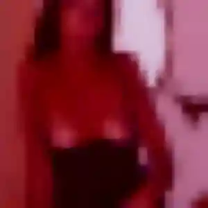 Bertille, 28 ans, dispo pour rencontre libertine à Merville