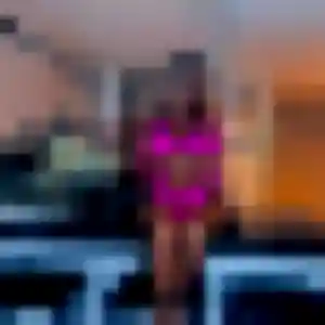 Leila (44 ans) à Montélimar propose un rencontre libertine ce soir