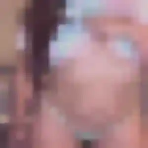 Photo privée de Soraya, 22 ans à Montrond-les-Bains - rencontre sans lendemain
