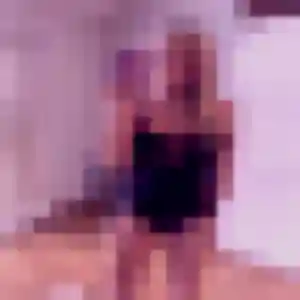 Rencontre Ambre, 22 ans à Morsang-sur-Orge en privé