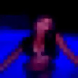 Découvre Helena, 38 ans à Parigné-l'Évêque gratuitement