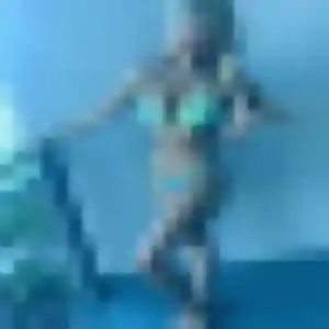 Christelle, femme de 38 ans propose rencontre libertine à Pérenchies