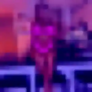 Henriette, 27 ans, connectée à Pérols pour une rencontre coquine