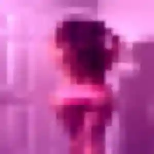 Kenza, 37 ans, cherche un rencontre libertine à Pia