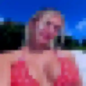 Découvre Louna, 38 ans à Pierrefeu-du-Var en privé